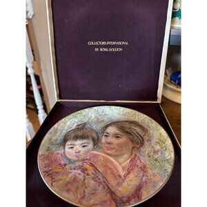 Sayuri And Child Edna Hibel Royal Doulton 1974 Plate IN BOX Original